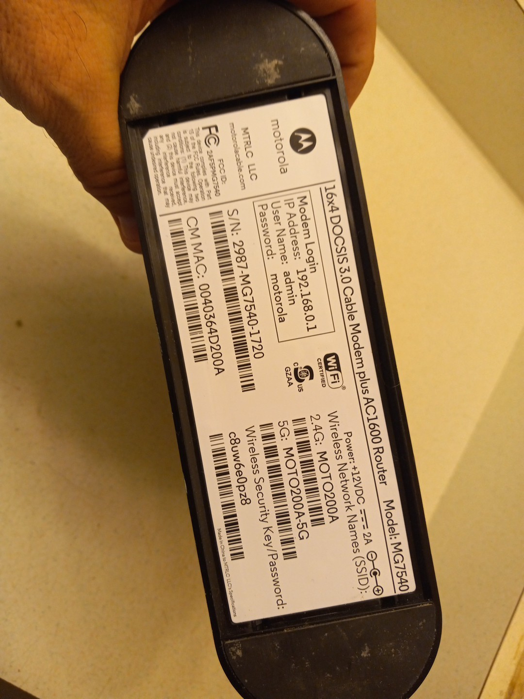 Motorola MG7540 16×4 DOCSIS 3.0 Cable Modem AC1600 Dual Band WiFi Router ONLY
