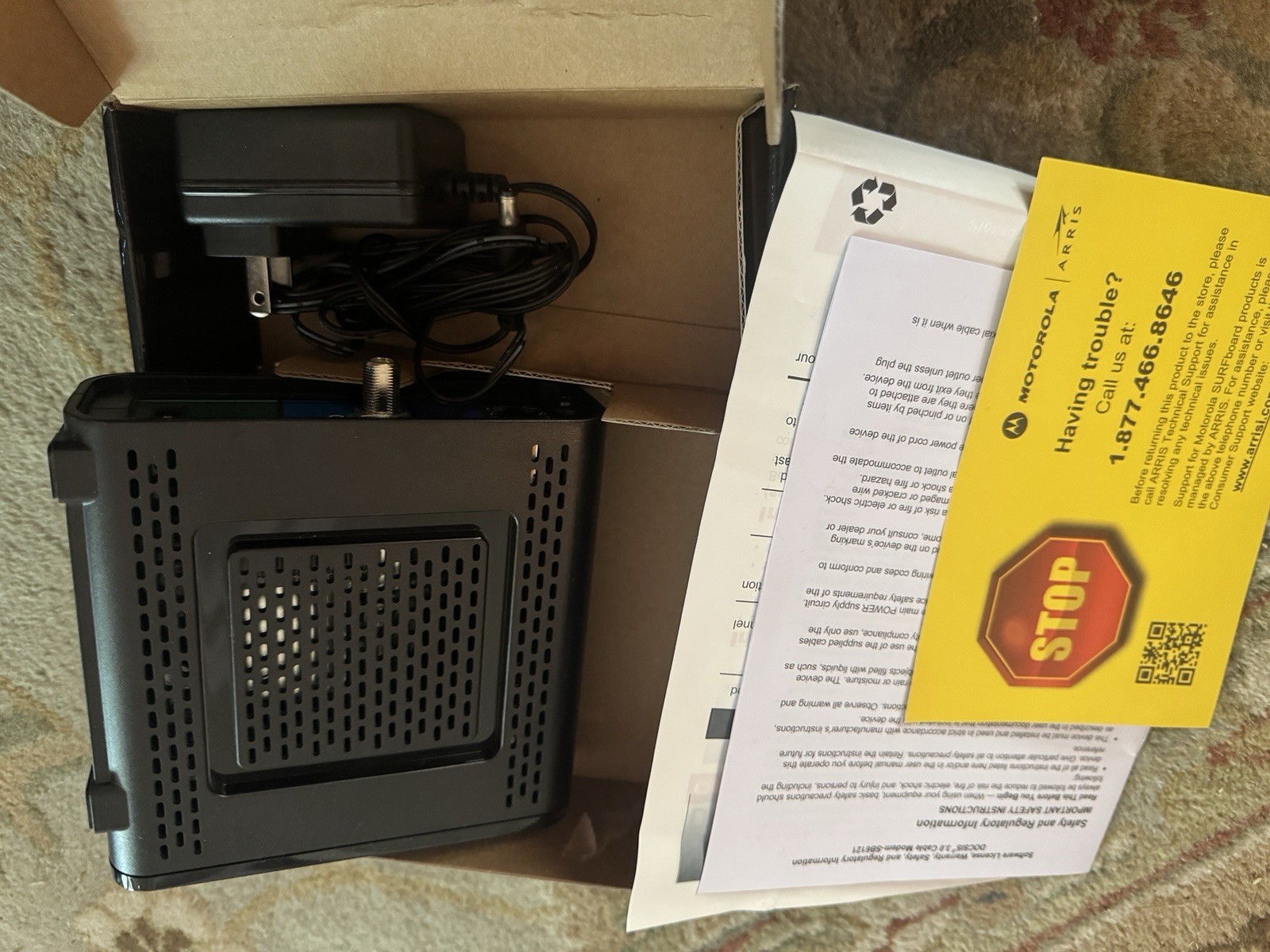 MOTOROLA ARRIS SURFboard Modem 200 Series Model SB6121. BRAND NEW, Never Used