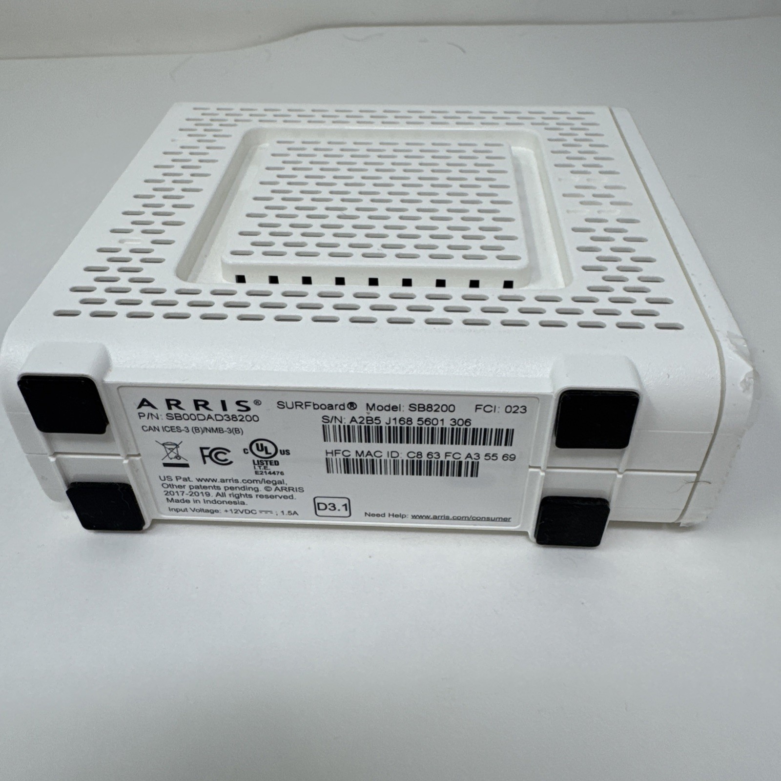 Arris Surfboard SB8200 Cable Modem DOCSIS 3.1 w/ Power AC Adapter