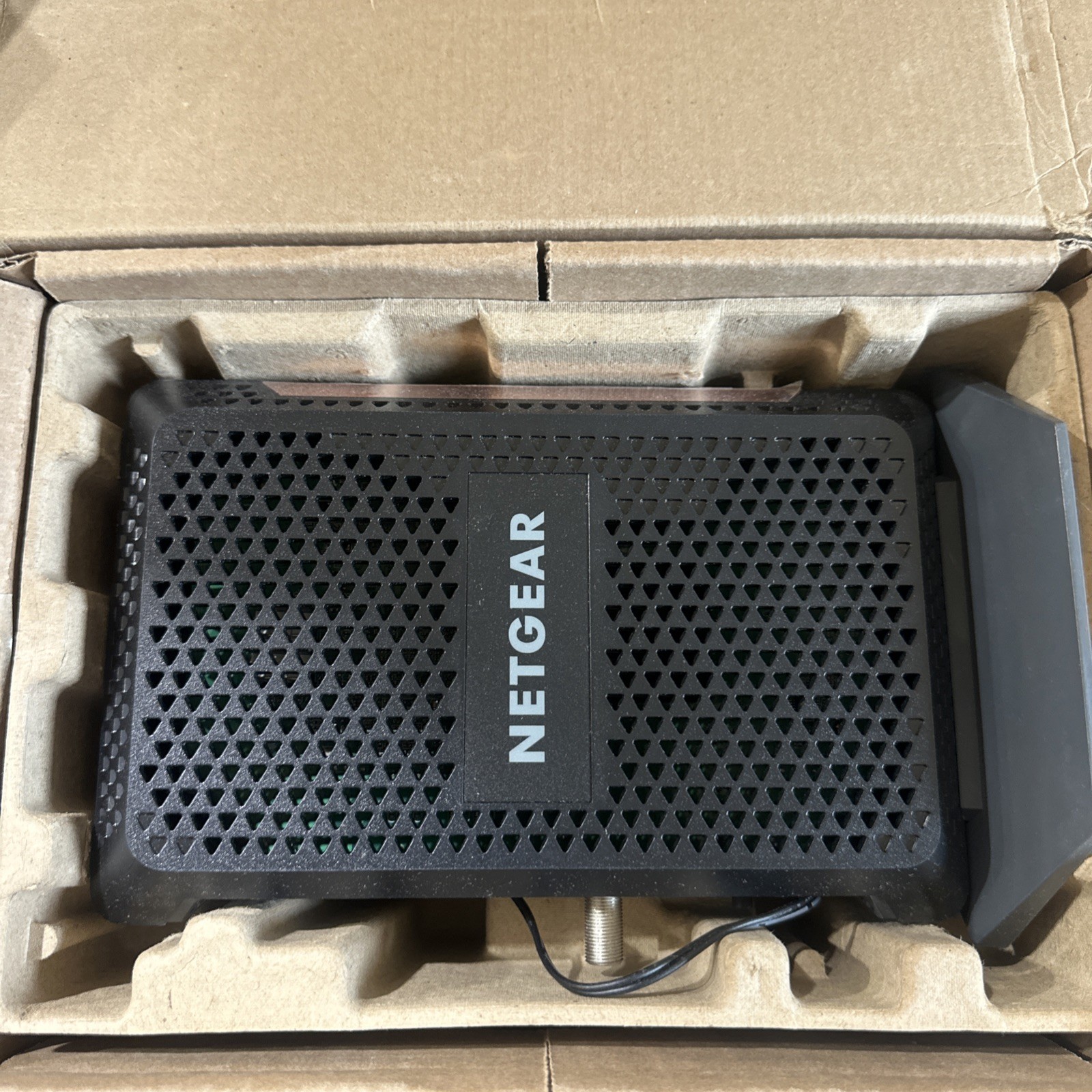Netgear Nighthawk CM1100 DOCSIS 3.1 Multi-Gig Cable Modem