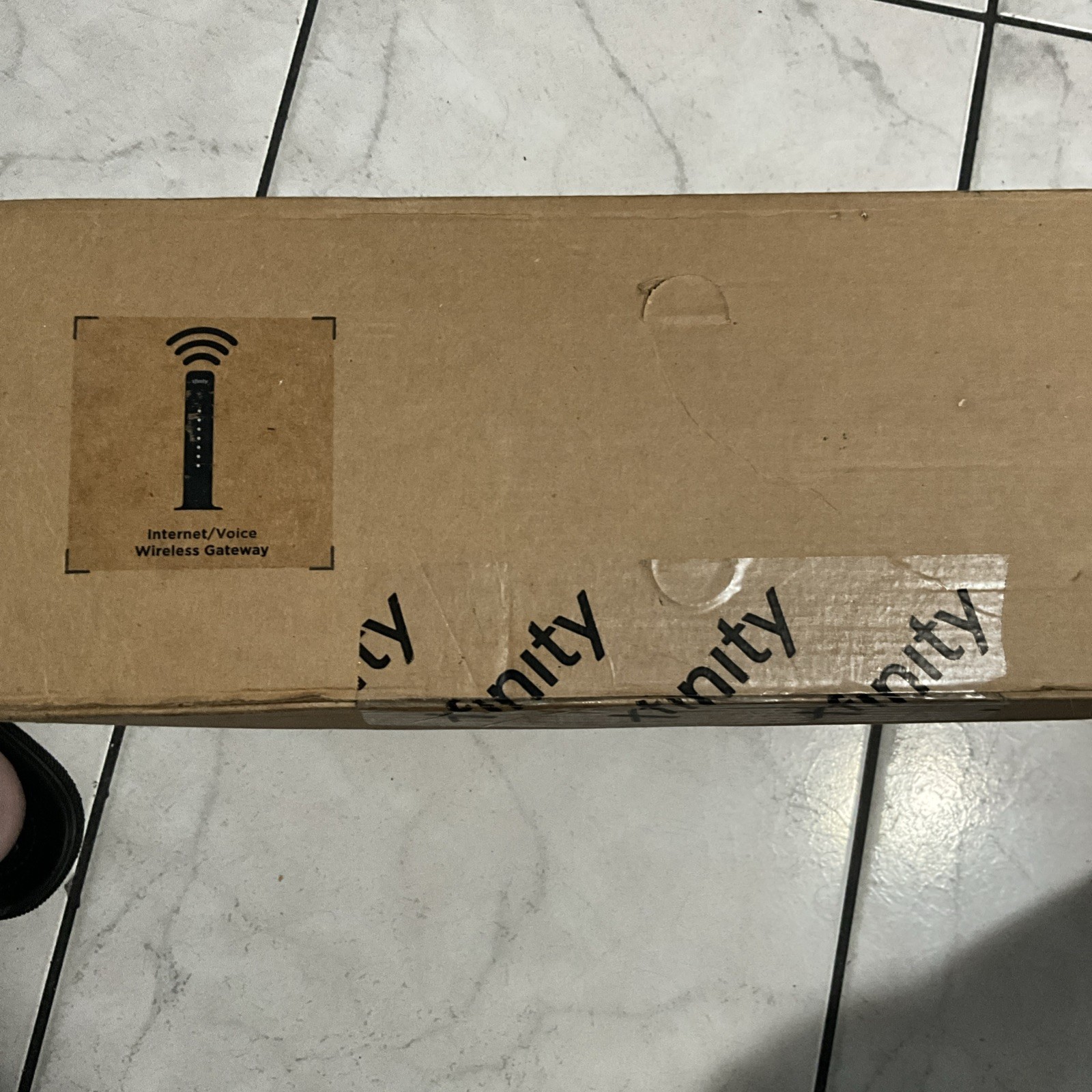 Cisco DPC3941T XB3 Wireless Modem Router DOCSIS 3.0 Voice Gateway