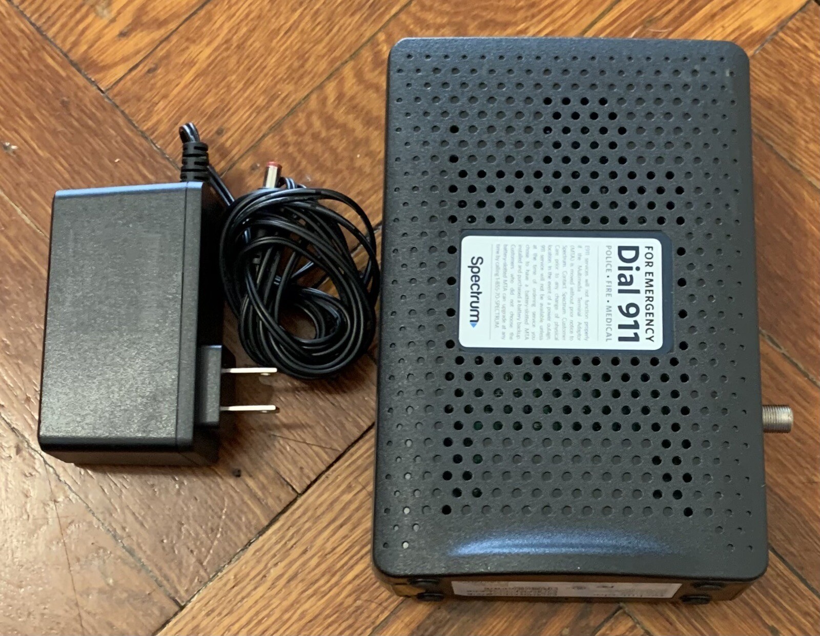 Technicolor DPC3216 Spectrum Cable Modem Wireless Router Multimedia Terminal