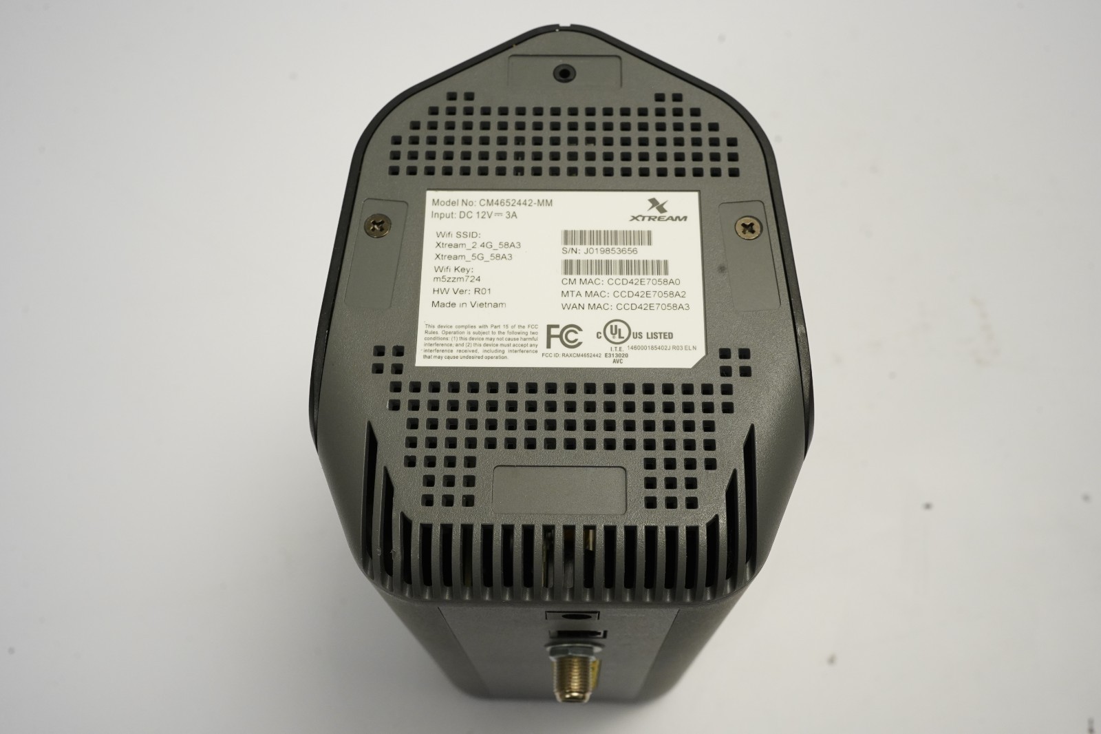 Xtream DOCSIS 3.1 Dual-band AX6000 Wi-Fi 6 Cable Gateway Arcadyan CM4652442-MM