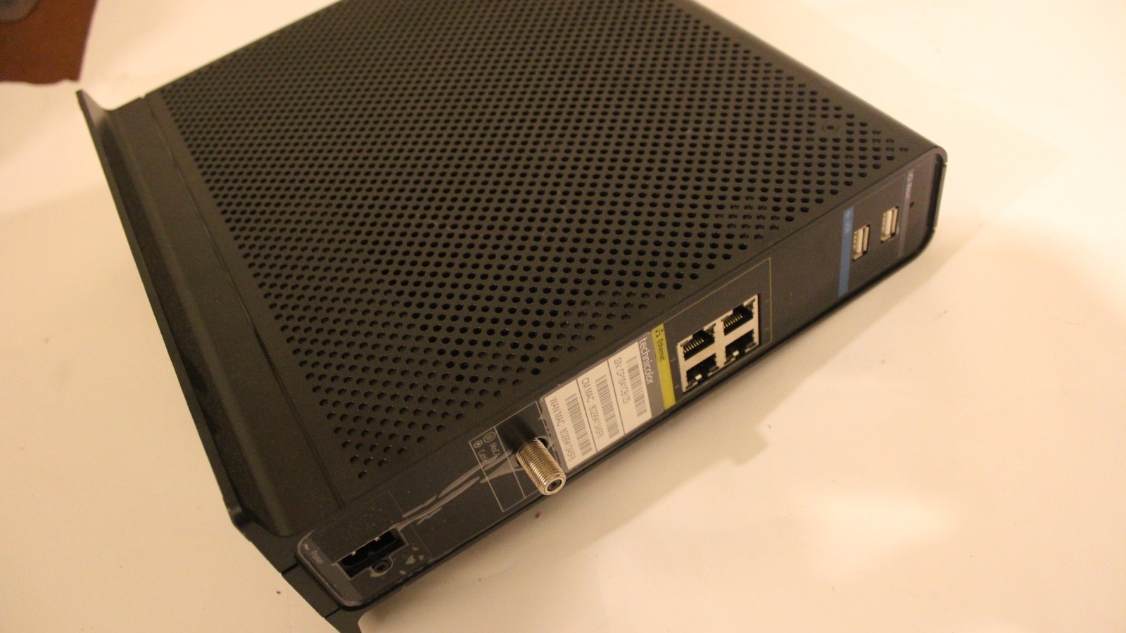Technicolor TC8715D Wireless DOCSIS 3.0 Cable Modem/Router