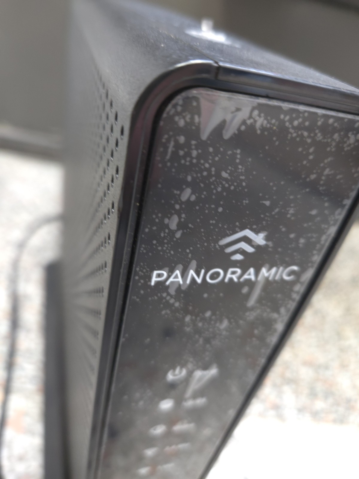 ARRIS Panoramic TG1682G Modem Wireless Dual Band Router Includes Cord UNTESTED