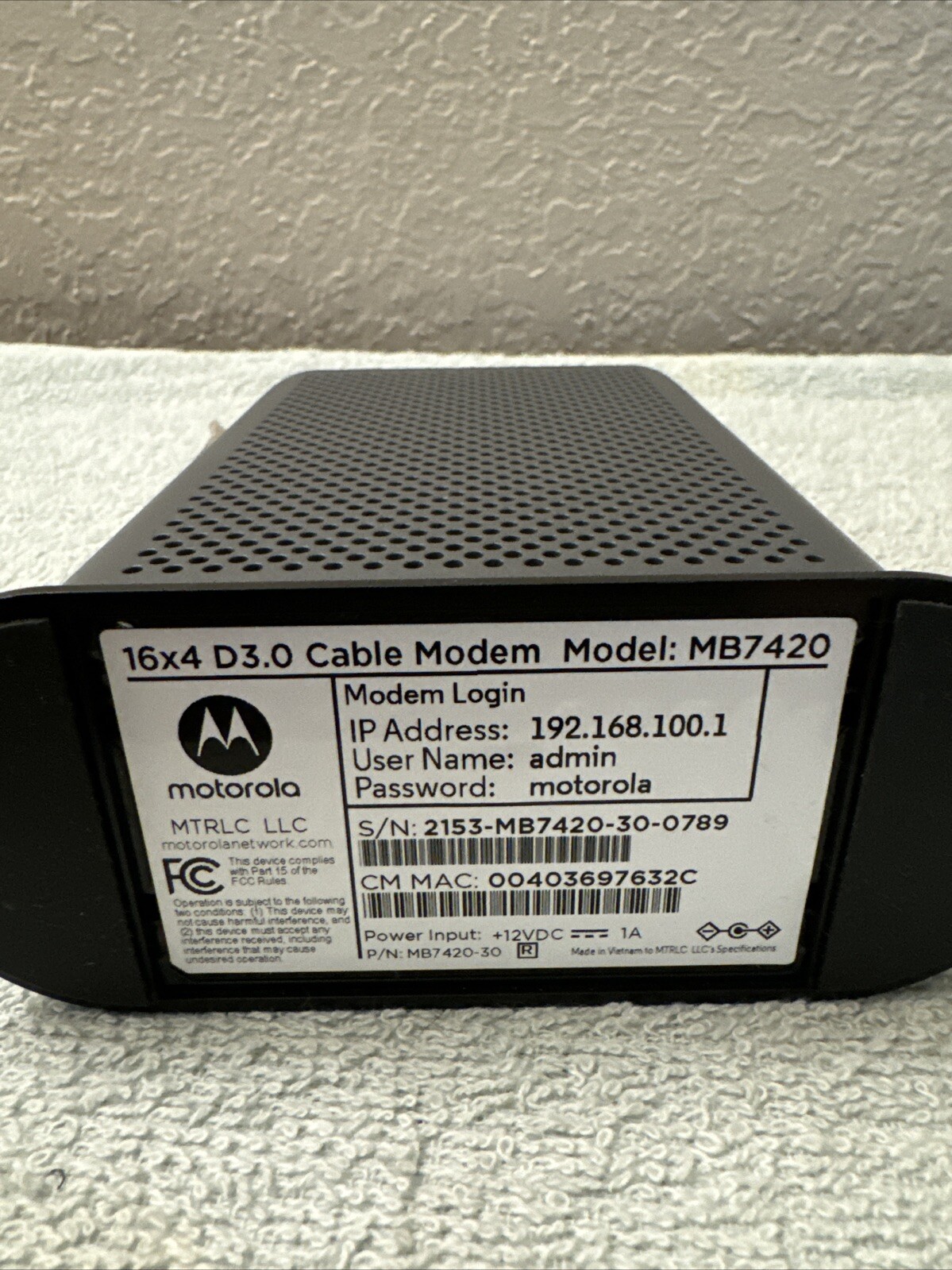Motorola 16×4 Cable Modem Model MB7420 686 Mbps DOCSIS 3.0 No Cables