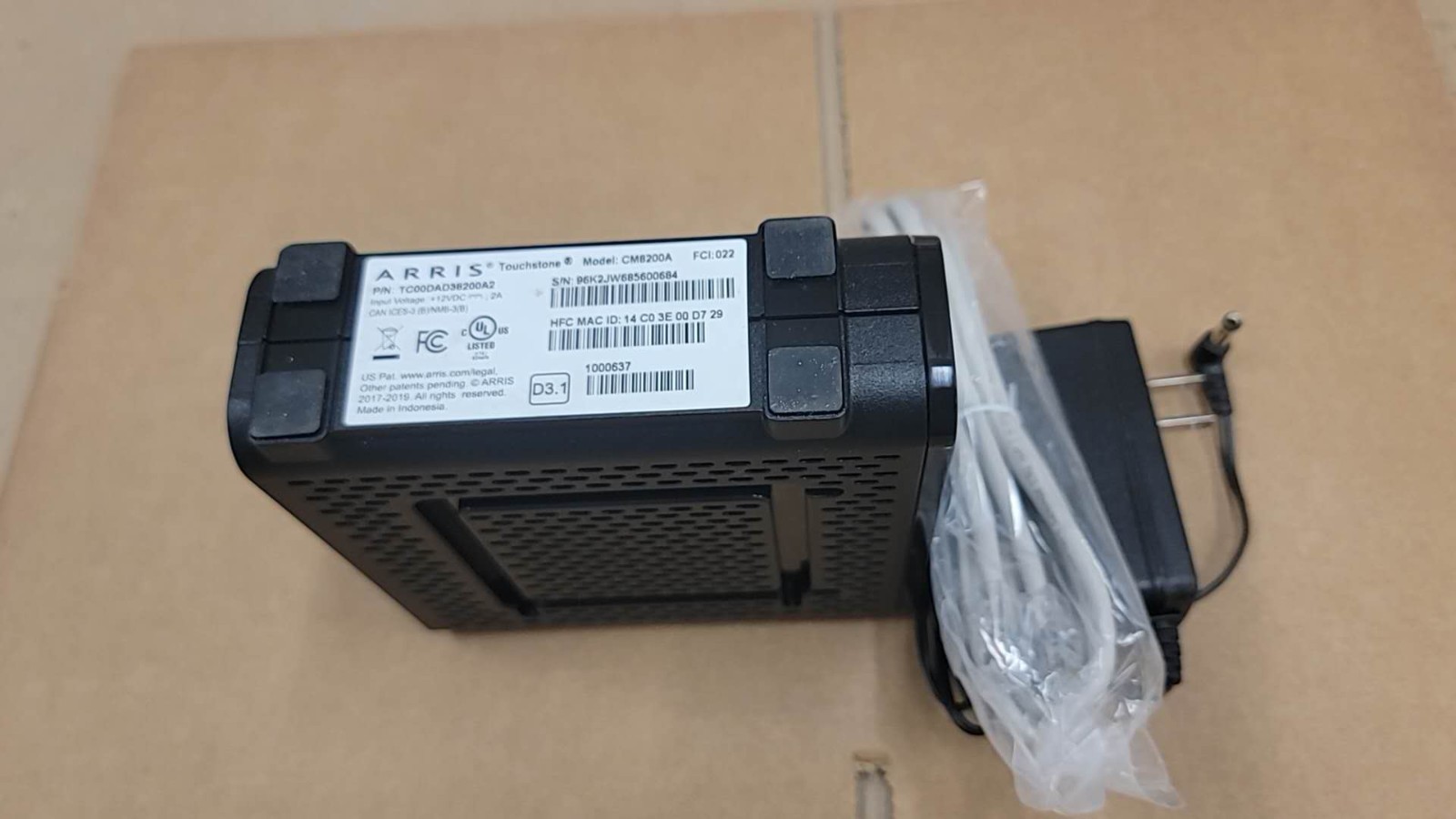 100pcs Arris Touchstone CM8200A DOCSIS 3.1 Ultra Fast Cable Modem W/PS, CAT5