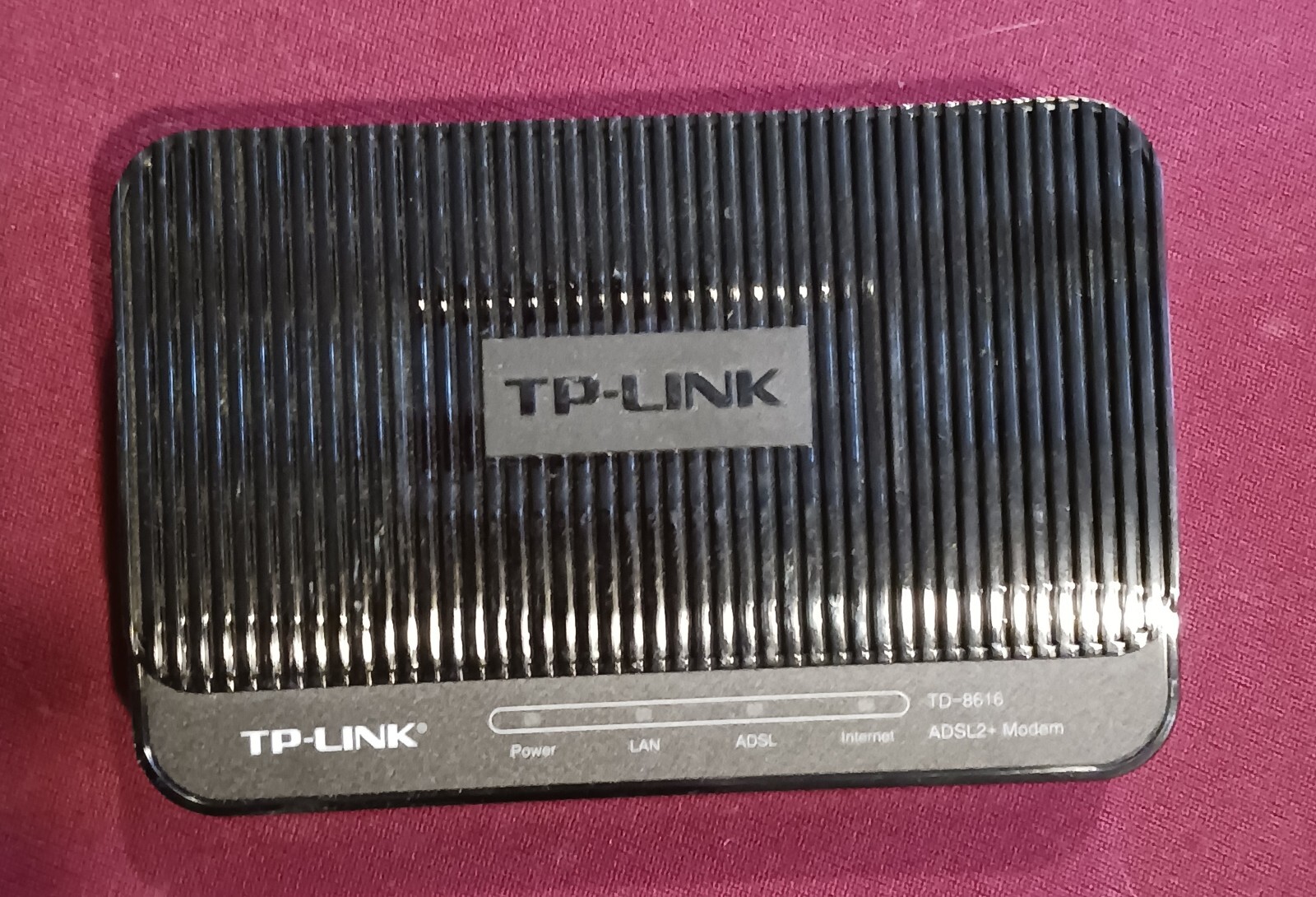TP-Link TD-8616 ADSL2+ Modem Router With AC Adaptor Power Cord & Cables – New OB