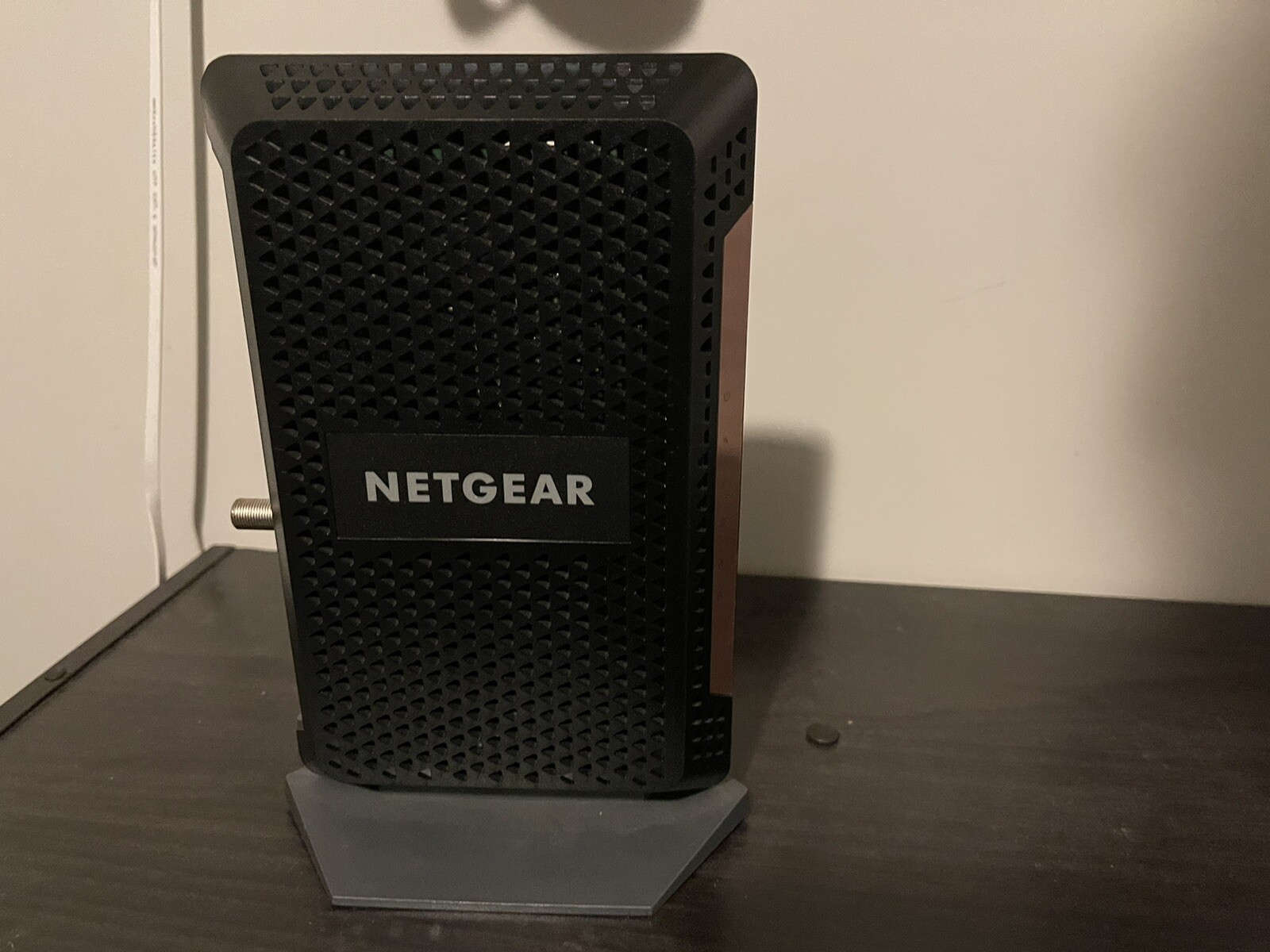 Netgear CM1100 DOCSIS 3.1 Multi-Gig Cable Modem (Supports Link Aggregation)