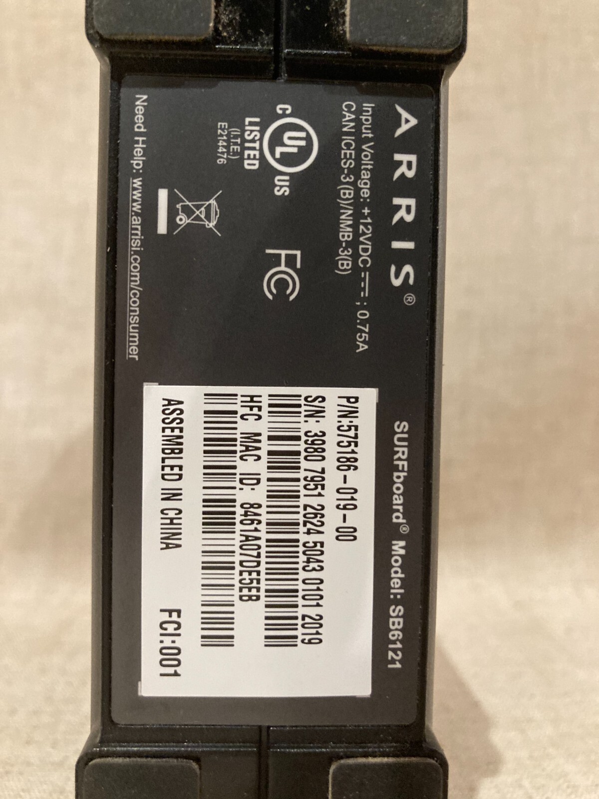 Motorola Arris Surfboard SB6121 Cable Modem. Power & Ethernet Cords Included