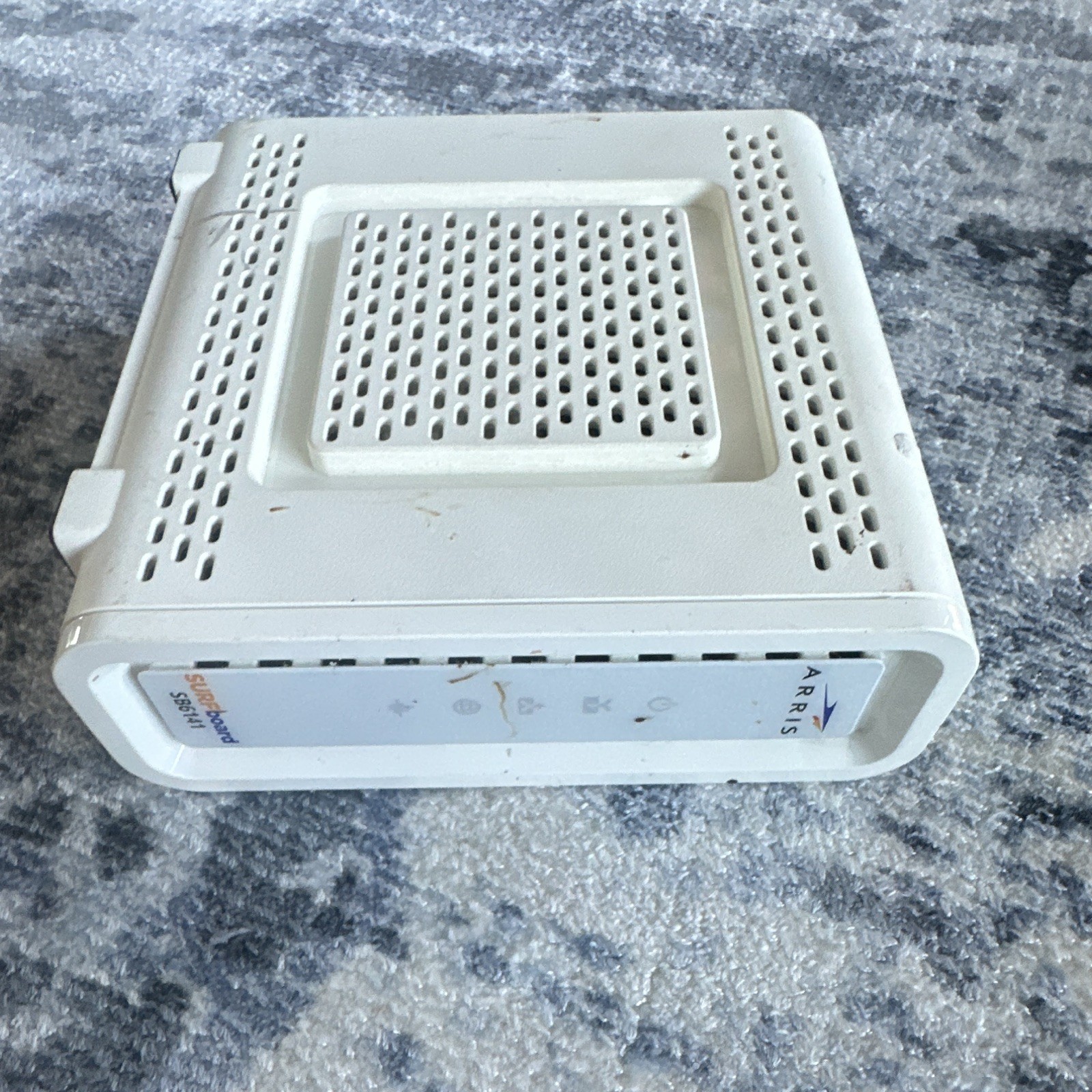 ARRIS SURFboard SBG941 DOCSIS 3.0 Wireless Cable Modem Router 343Mbps