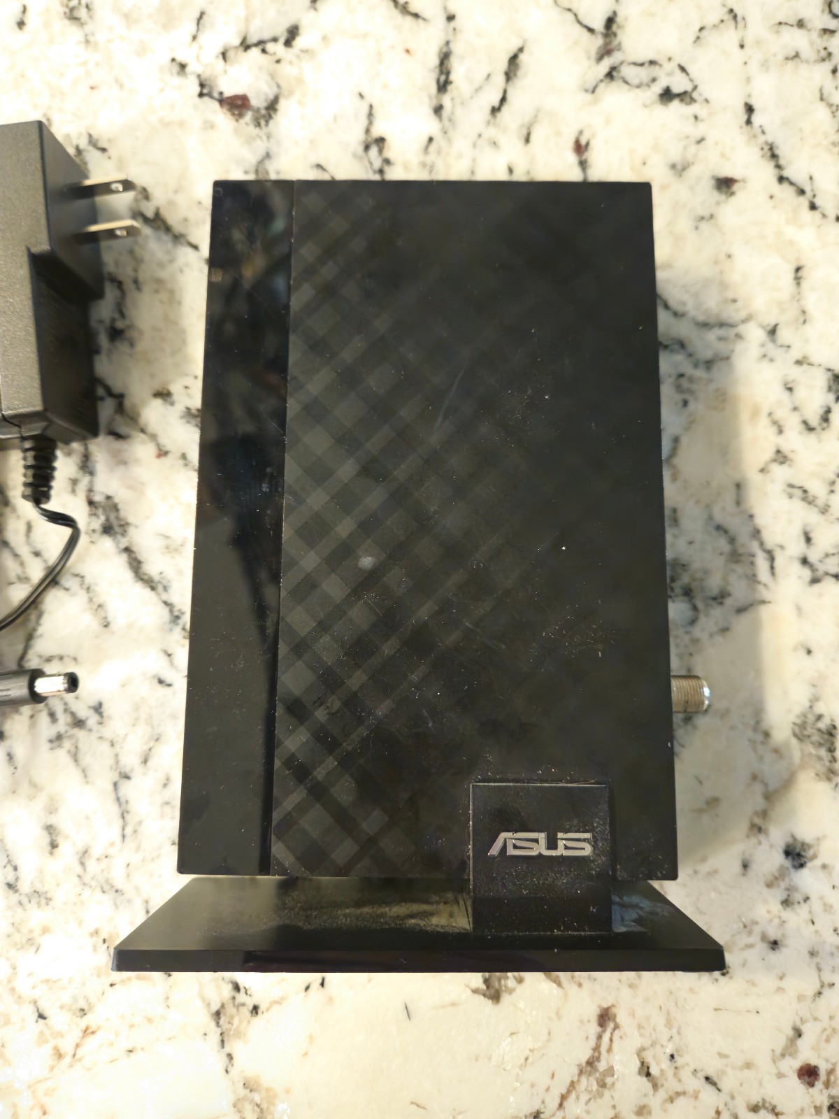 Asus CM-16 DOCSIS 3.0 Cable Modem Gigabit LAN 686Mbps w Power Cord & Ethernet