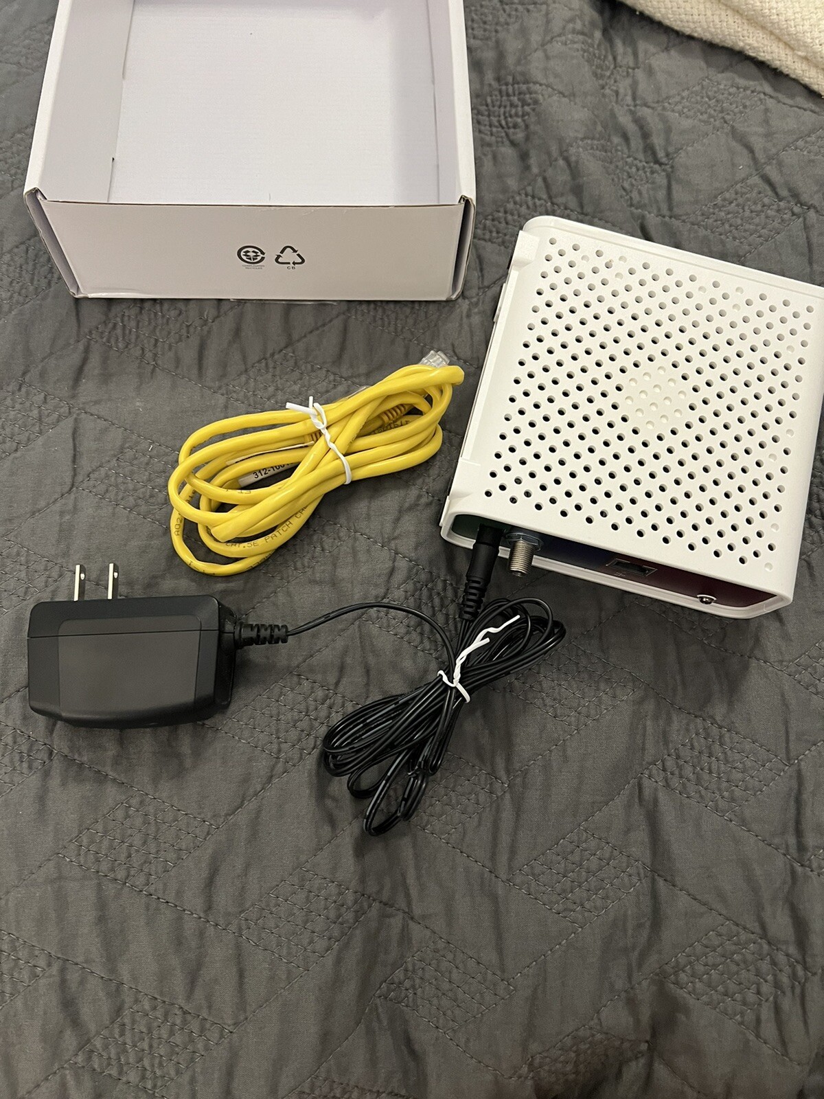 Arris Surfboard Modem SB6183 1 GB Ethernet Port