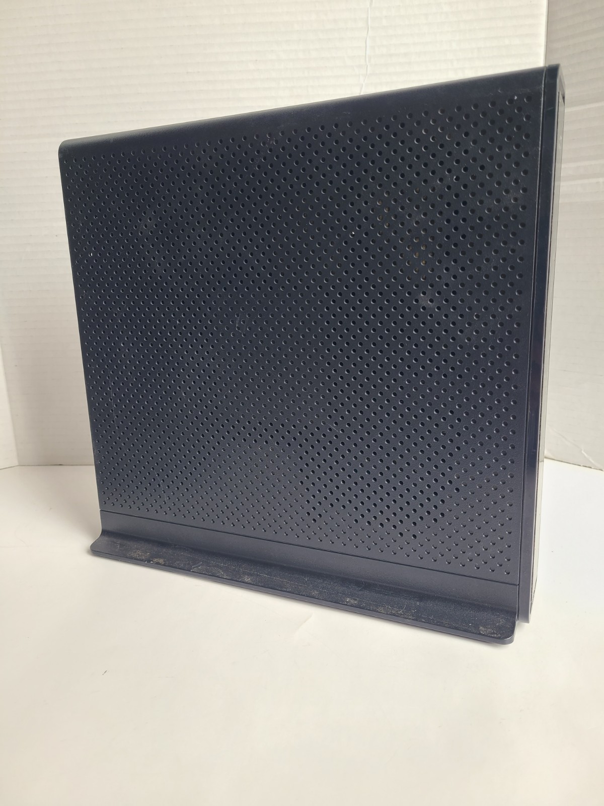 Arris Touchstone TG2472G Modem with Power Cord Black