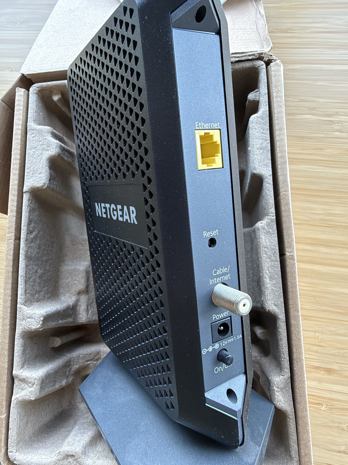 NETGEAR CM600-1AZNAS 960Mbps DOCSIS 3.0 Cable Modem