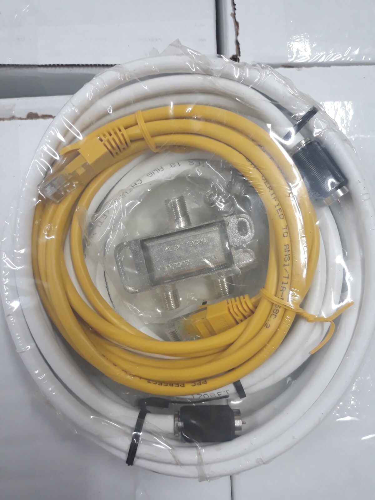 PPC HSD Kit – 12′ & 6′ Coax, 7′ Cat 5e, 2-Way Splitter, Spectrum 606211-PPC