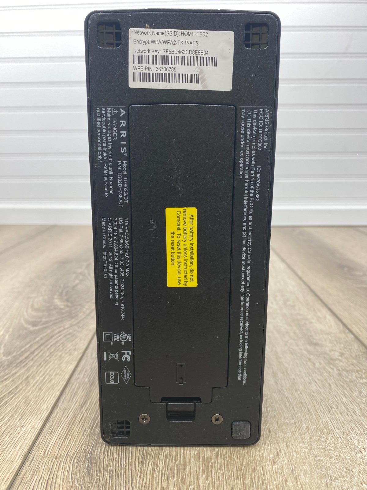 Comcast/Xfinity ARRIS TG862G/CT Residential Gateway & Router Wireless Modem