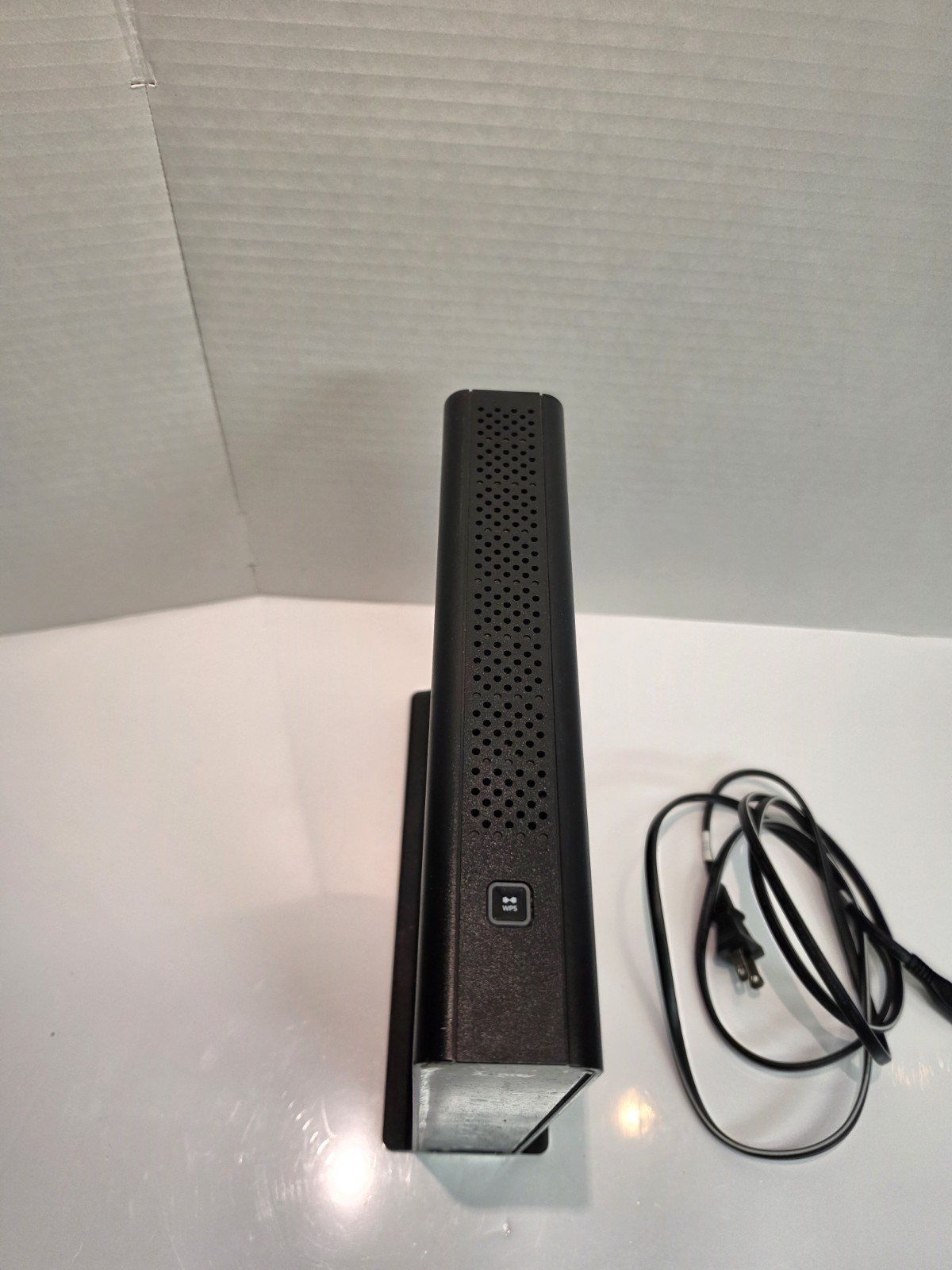 Arris TG1682G Dual Band Wireless 802.11ac Cable Modem Router