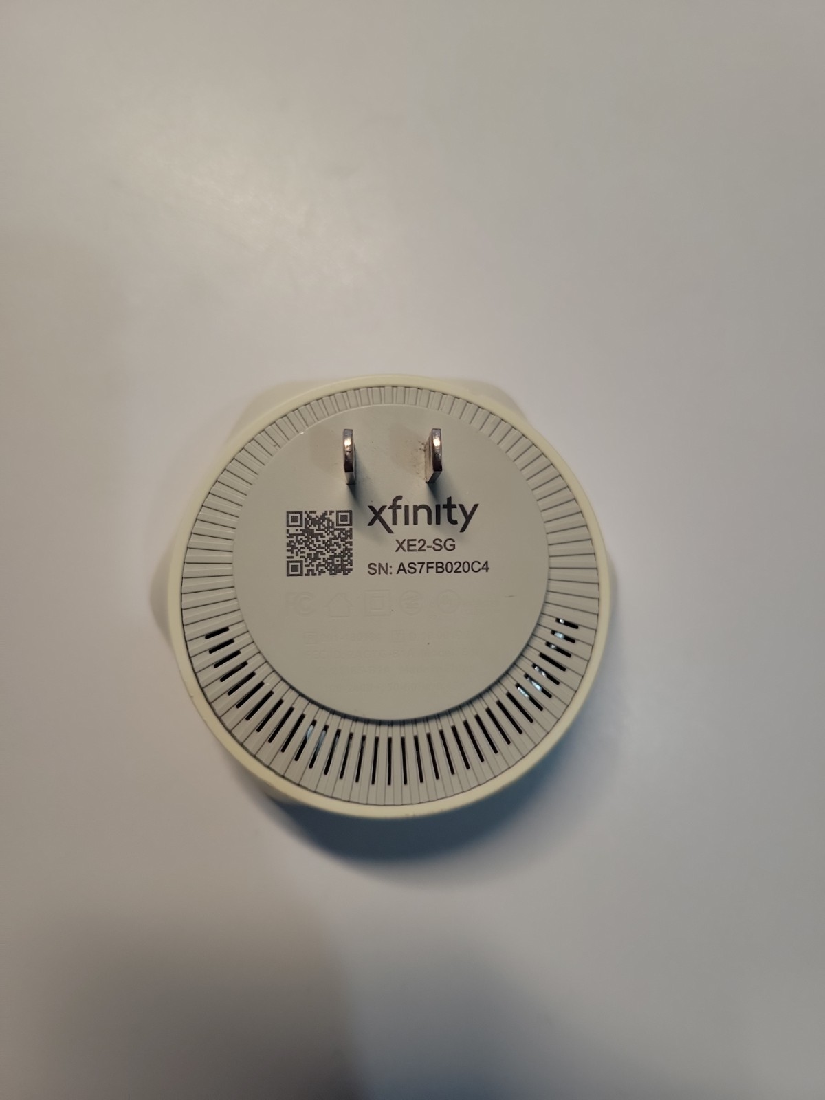 Comcast Xfinity XFI WIFI Pod EXTENDER REPEATER BOOSTER MESH 2nd Gen XE2-SG used