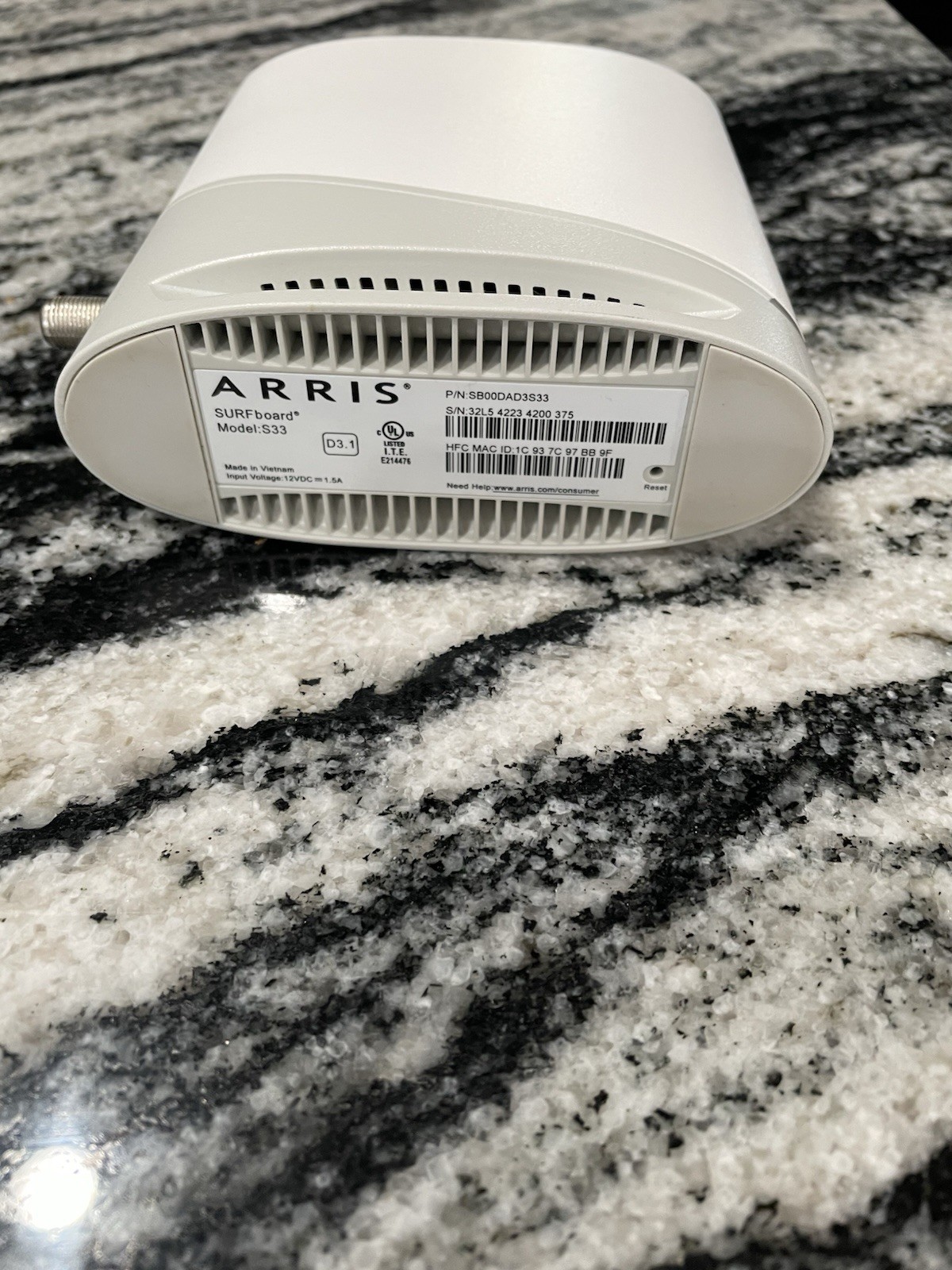 Arris SURFboard S33 DOCSIS 3.1 Cable Modem 2.5Gbps Xfinity Spectrum Cox New