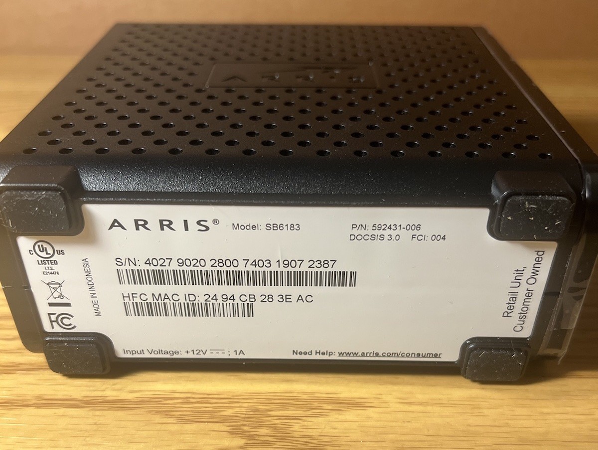Cable Modem, ARRIS SURFboard – SB6183, 686 Mbps Speeds, 16 x 4 Channels, Black