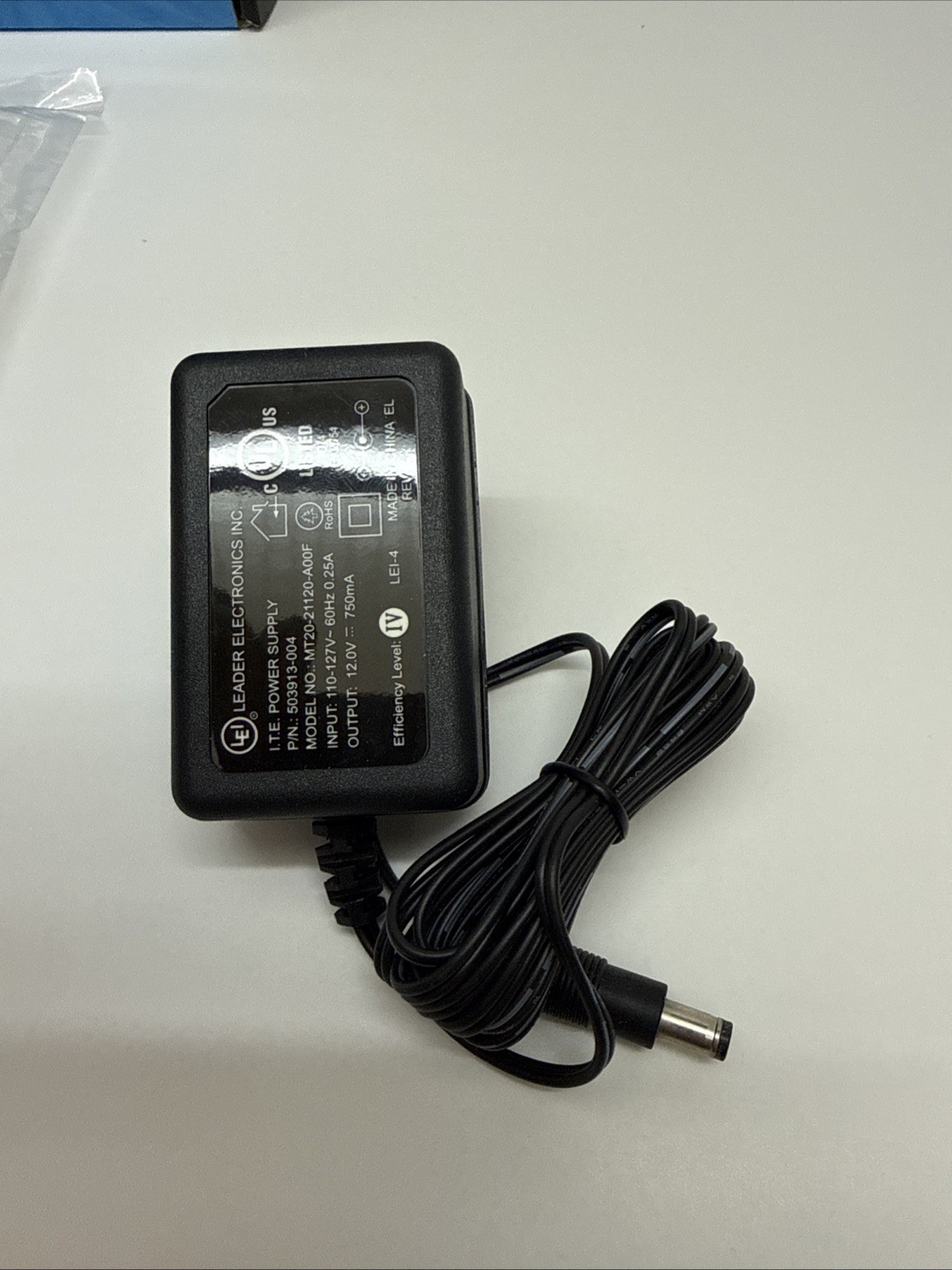 Motorola SURFboard Cable Modem SB5101U With Box – As Is – Tested For Power