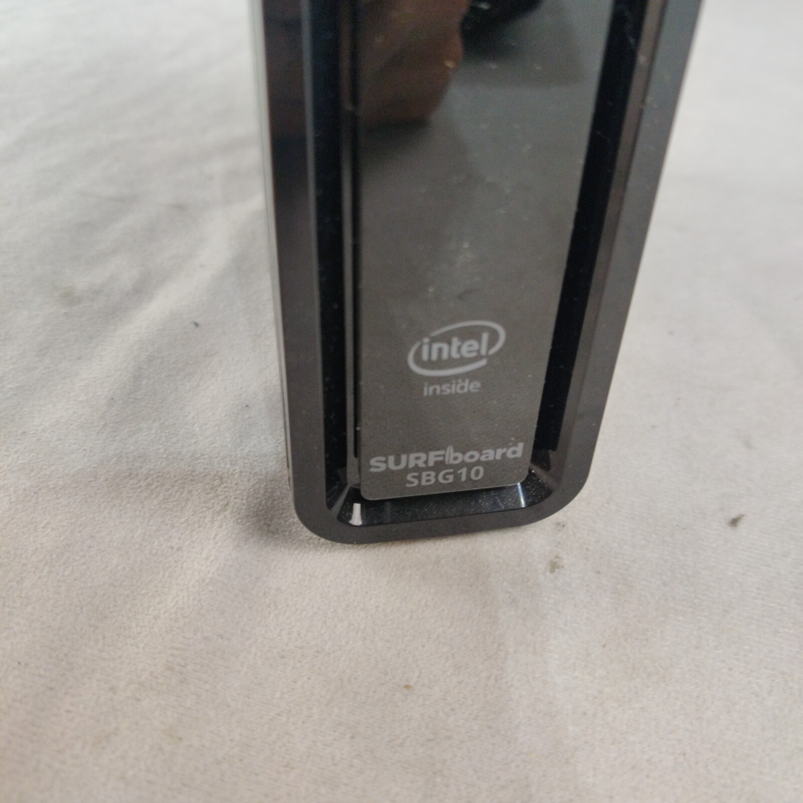 ARRIS Surfboard SBG10 AC1600 Wi-Fi Router – Black