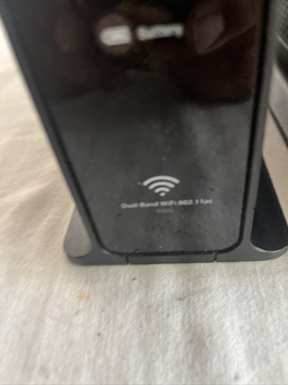 Xfinity TG1682G Cable Modem An Combaste Business Dpc3941b Módem for parts