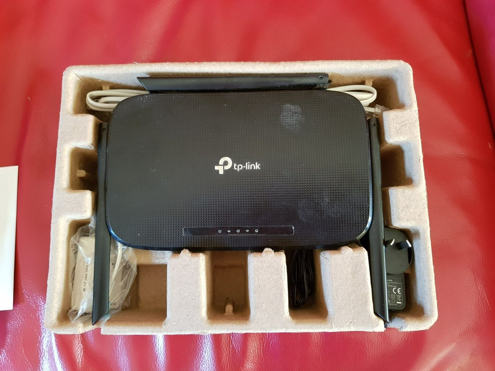 TP-LINK AC1200 WIRELESS VDSL/ADSL Modem Router ARCHER VR300 NBN 4 Antennas NIB