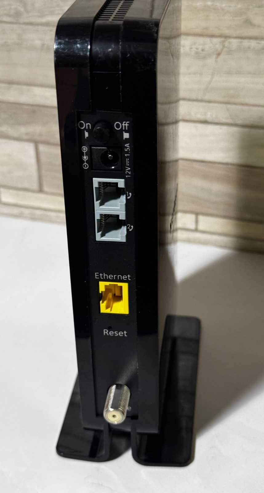 New NETGEAR CM500V Cable Modem for Internet & Voice 680mbps