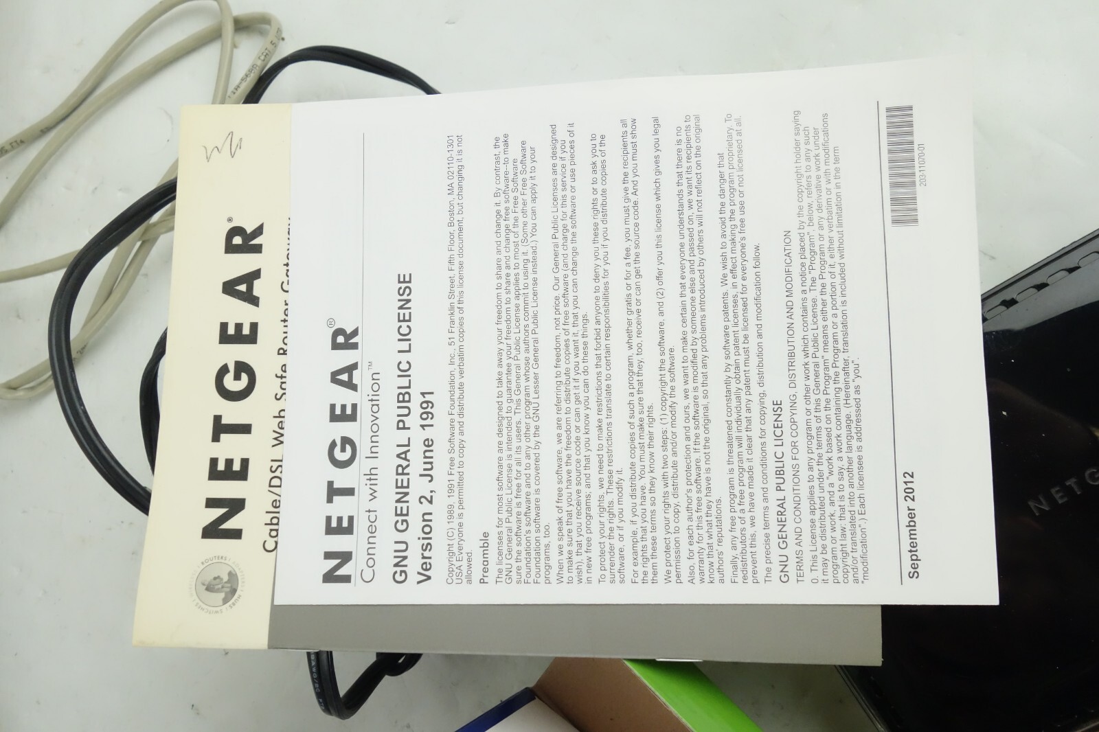 (2) NETGEAR WIRELESS ROUTERS +Cisco DPC3010 DOCSIS 3.0 Cable Modem