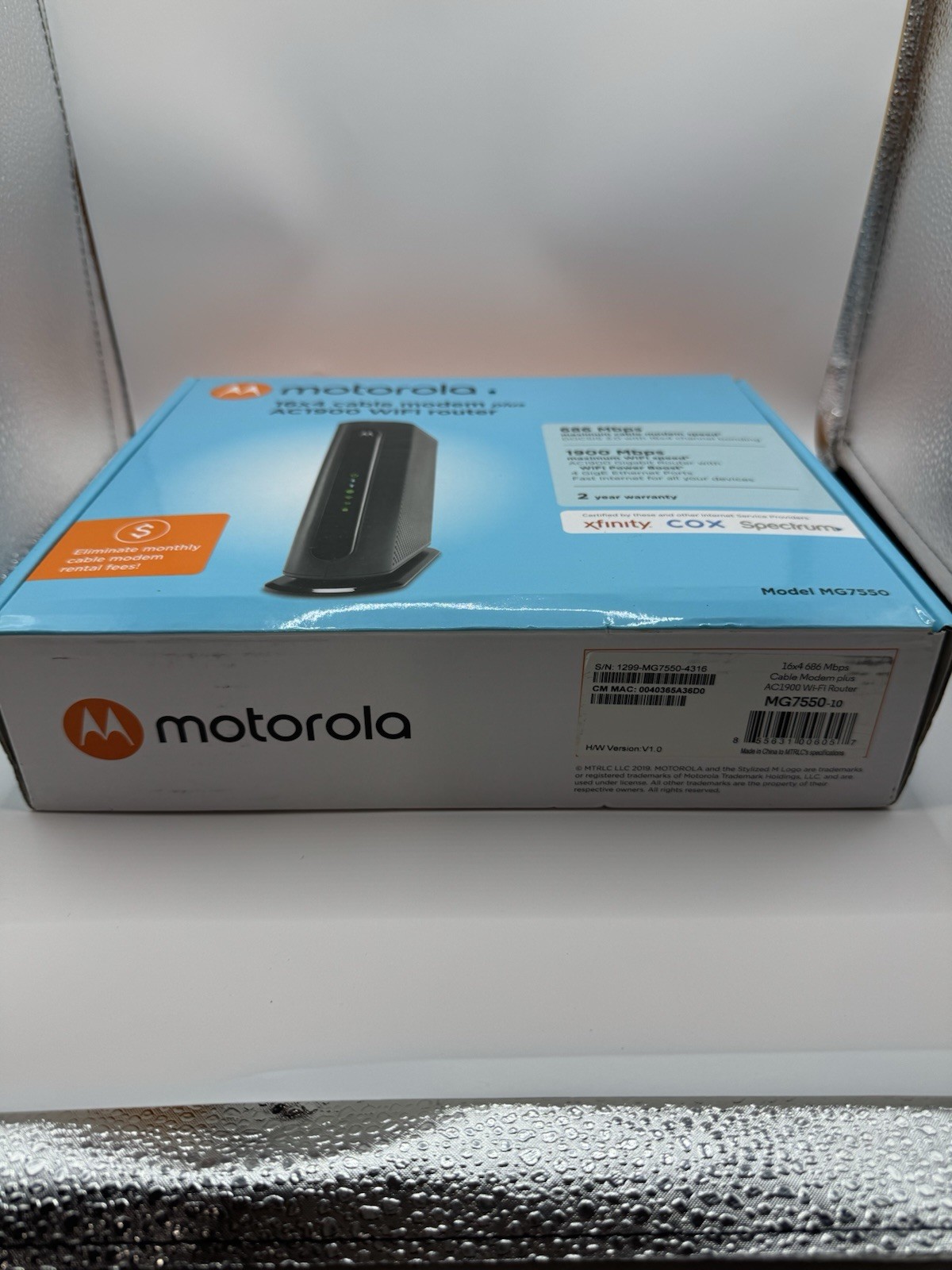 Motorola MG7550 16×4 Cable Modem Plus AC1900 WiFi Router Never Used