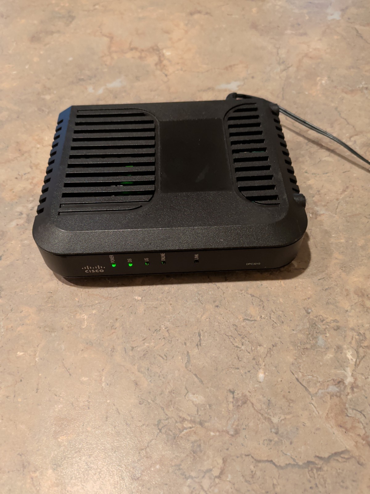 Cisco DPC3010 (4027668) – Docsis3.0 cable modem – Used – Good condition