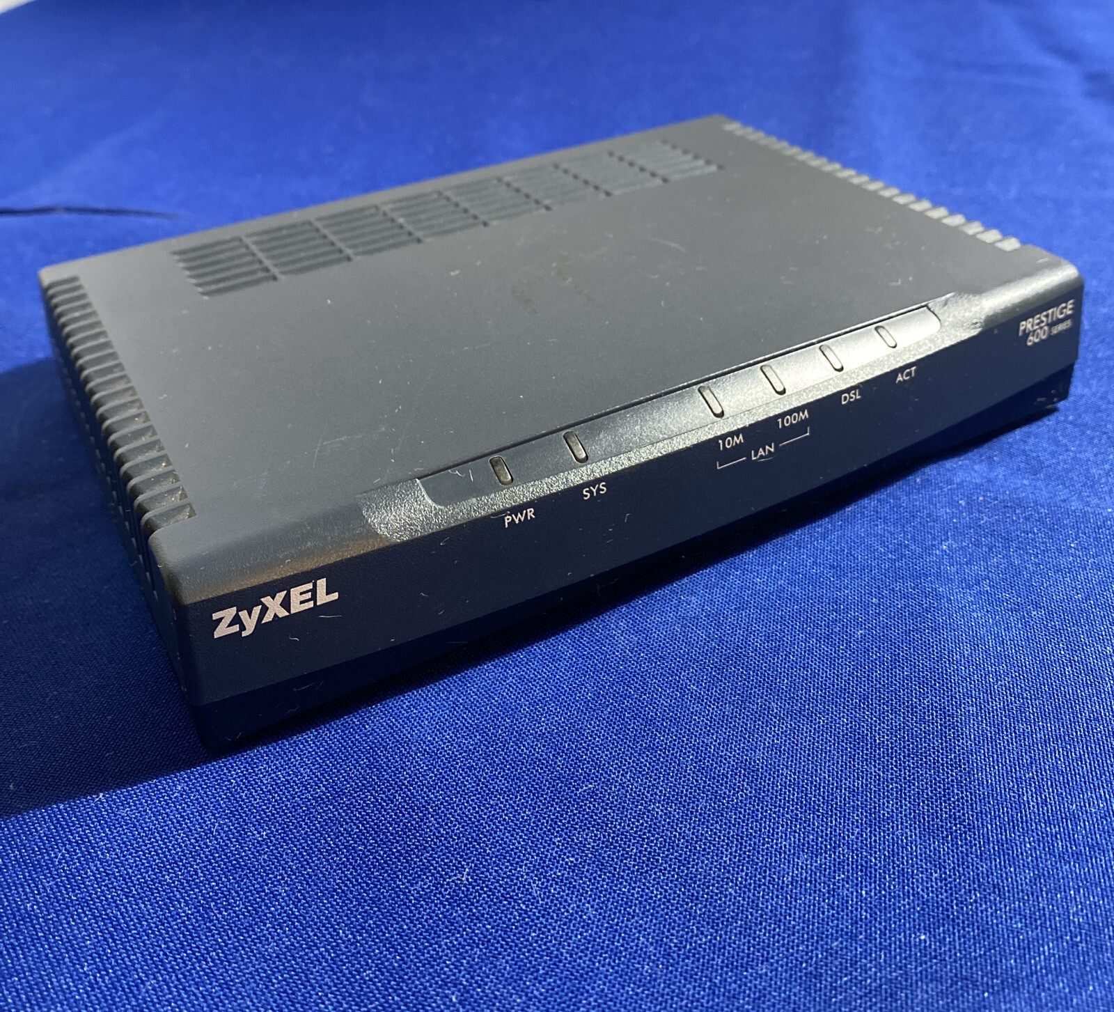 ZyXel Prestige 600 Series 645M ADSL Modem Internet Access Bridge & Power Adaptor