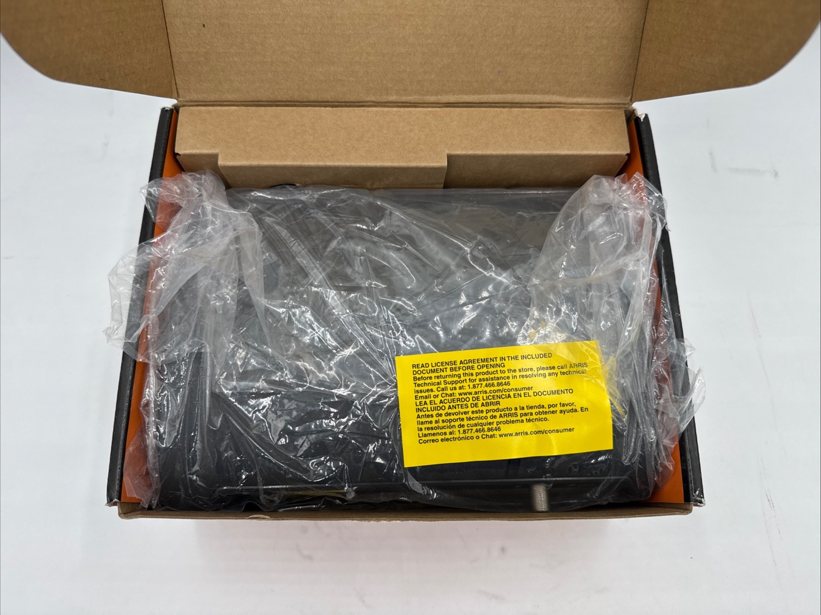 ARRIS G20 DOCSIS 3.1 Cable Modem & AX3000 WiFi 6 Router Open Box