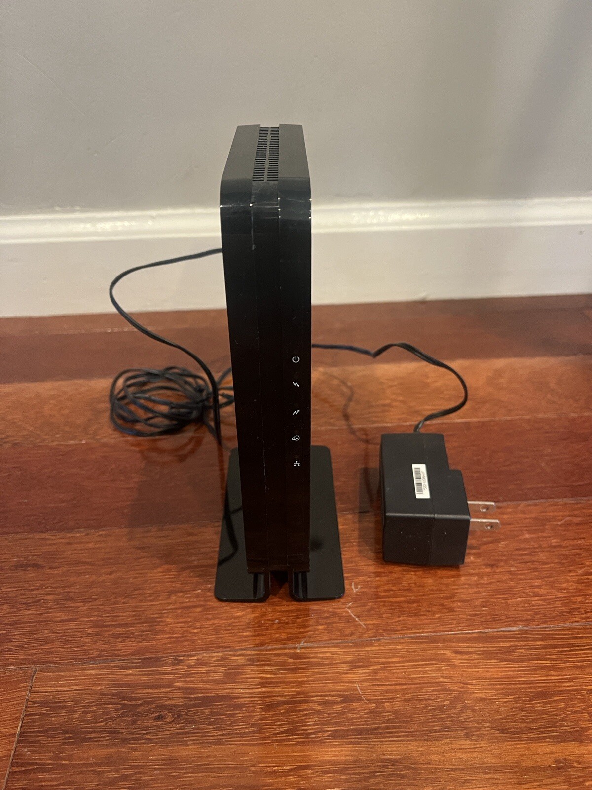 NETGEAR CM500 16×4 DOCSIS 3.0 Cable Modem Max Download Speeds of 686mbps