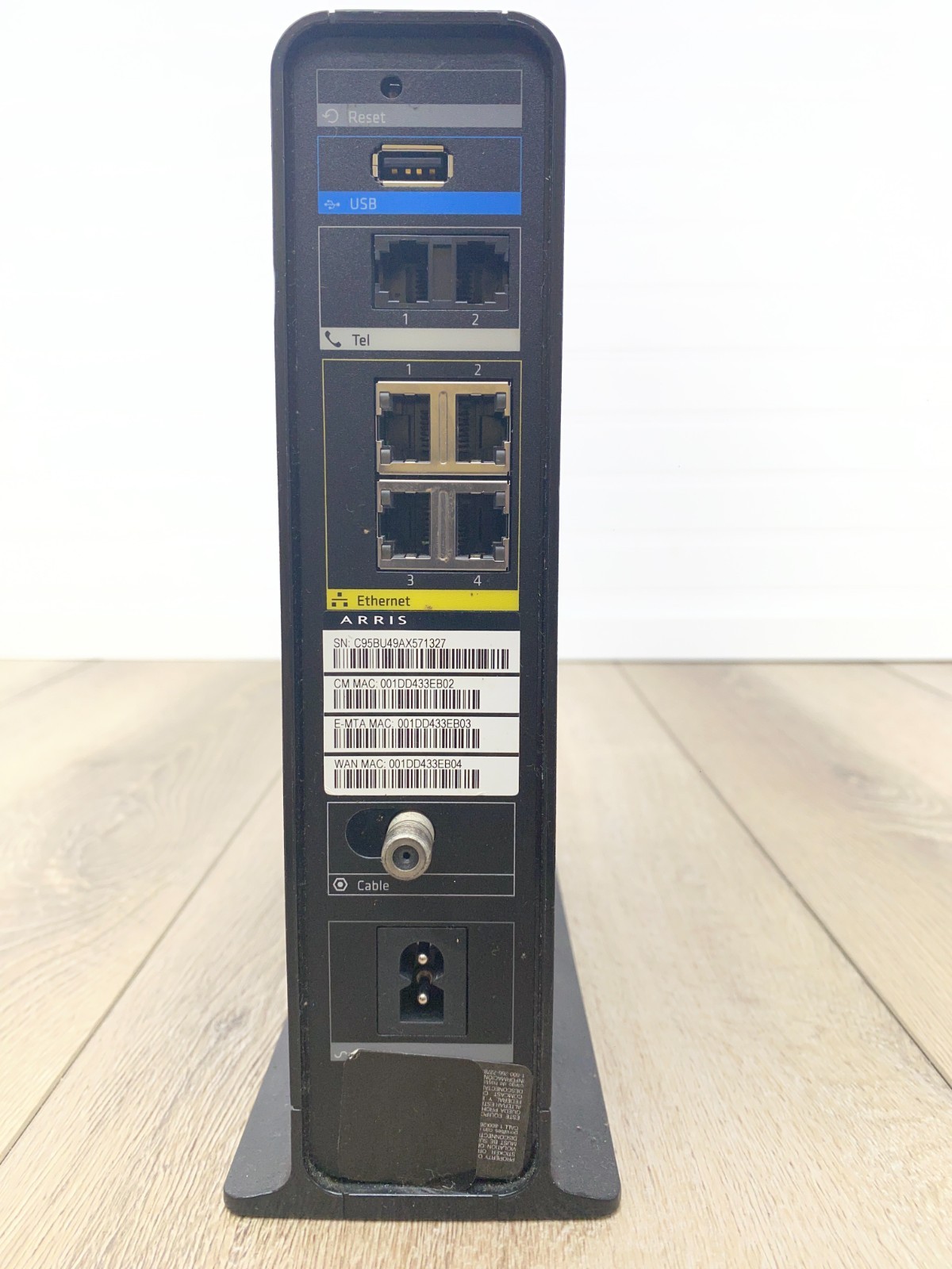 Comcast/Xfinity ARRIS TG862G/CT Residential Gateway & Router Wireless Modem