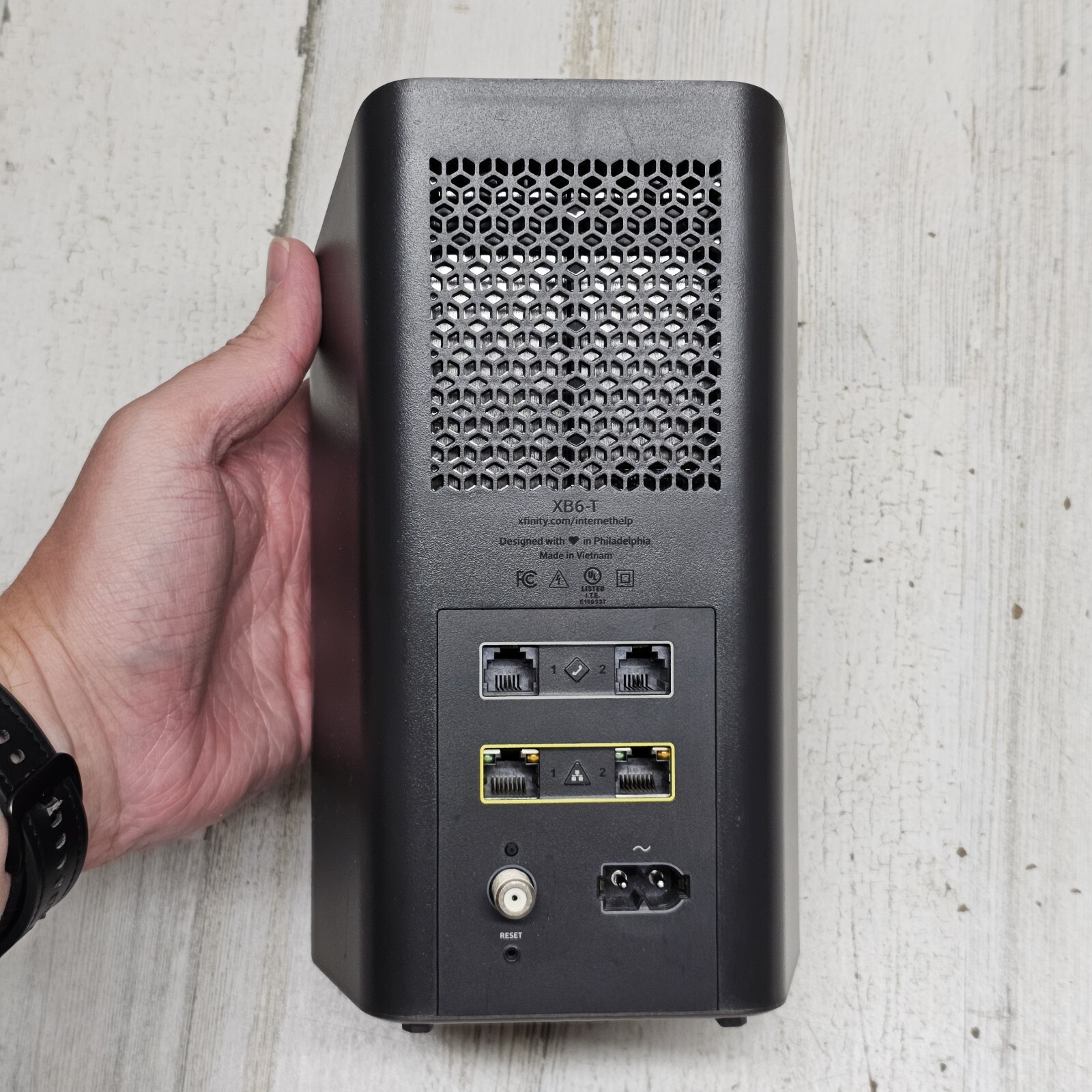 Xfinity Comcast Modem / WIFI Router WIFI XB6-T UNTESTED!