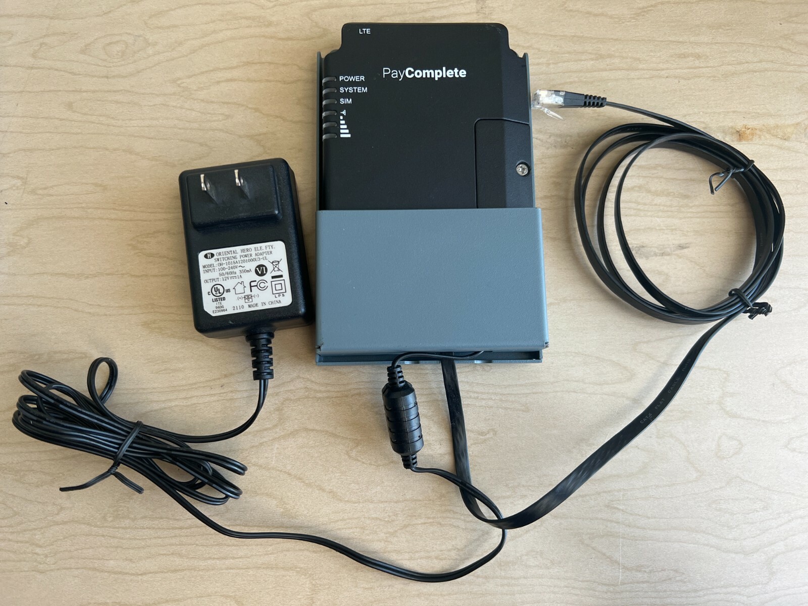Industrial Cellular LTE Router with Dual SIM PayComplete 5006597-US1