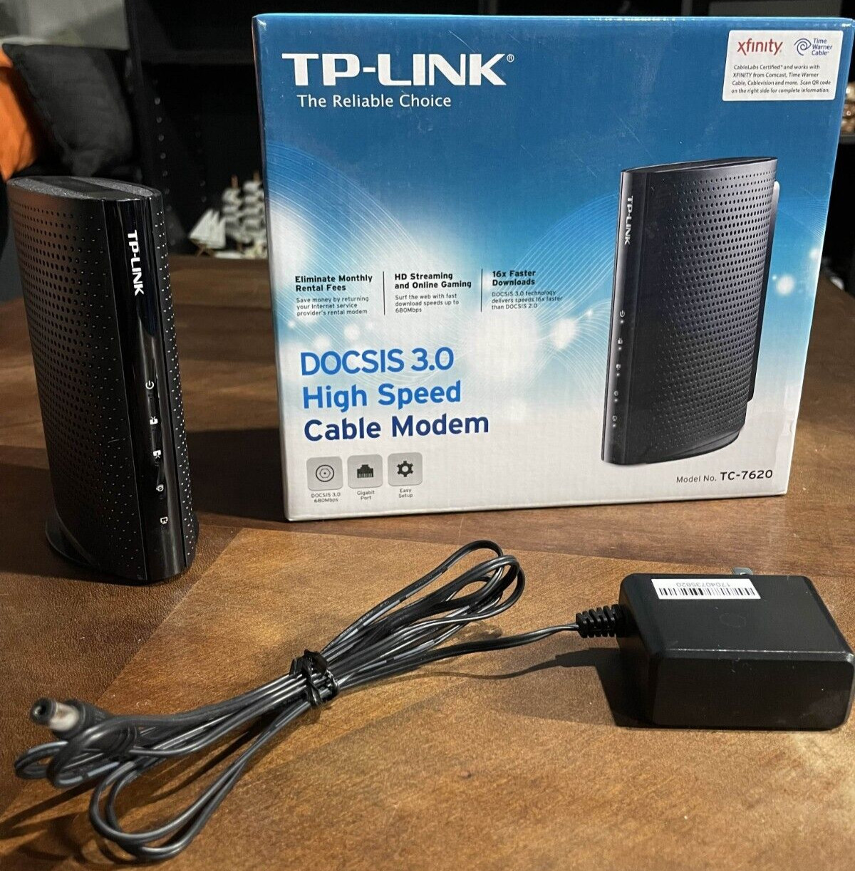 TP-LINK TC-7620 680Mbps Cable Modem TESTED WORKS GREAT Used Mint Condition