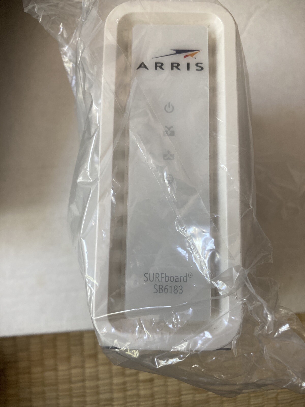Arris SURFboard SB6183 DOCSIS 3.0 Cable Modem
