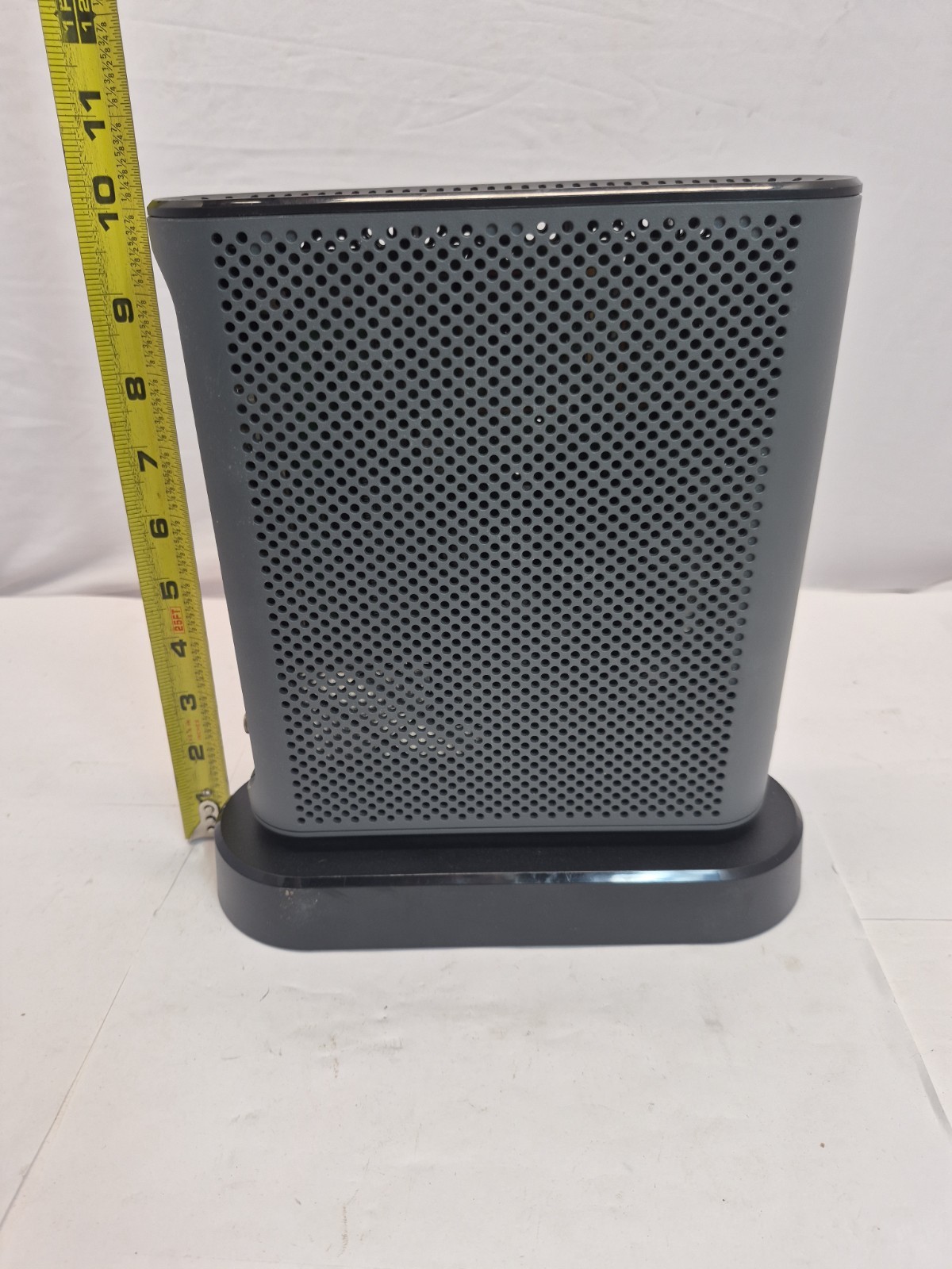 Motorola MT7711 24×8 Cable Modem plus AC1900 WiFi Router