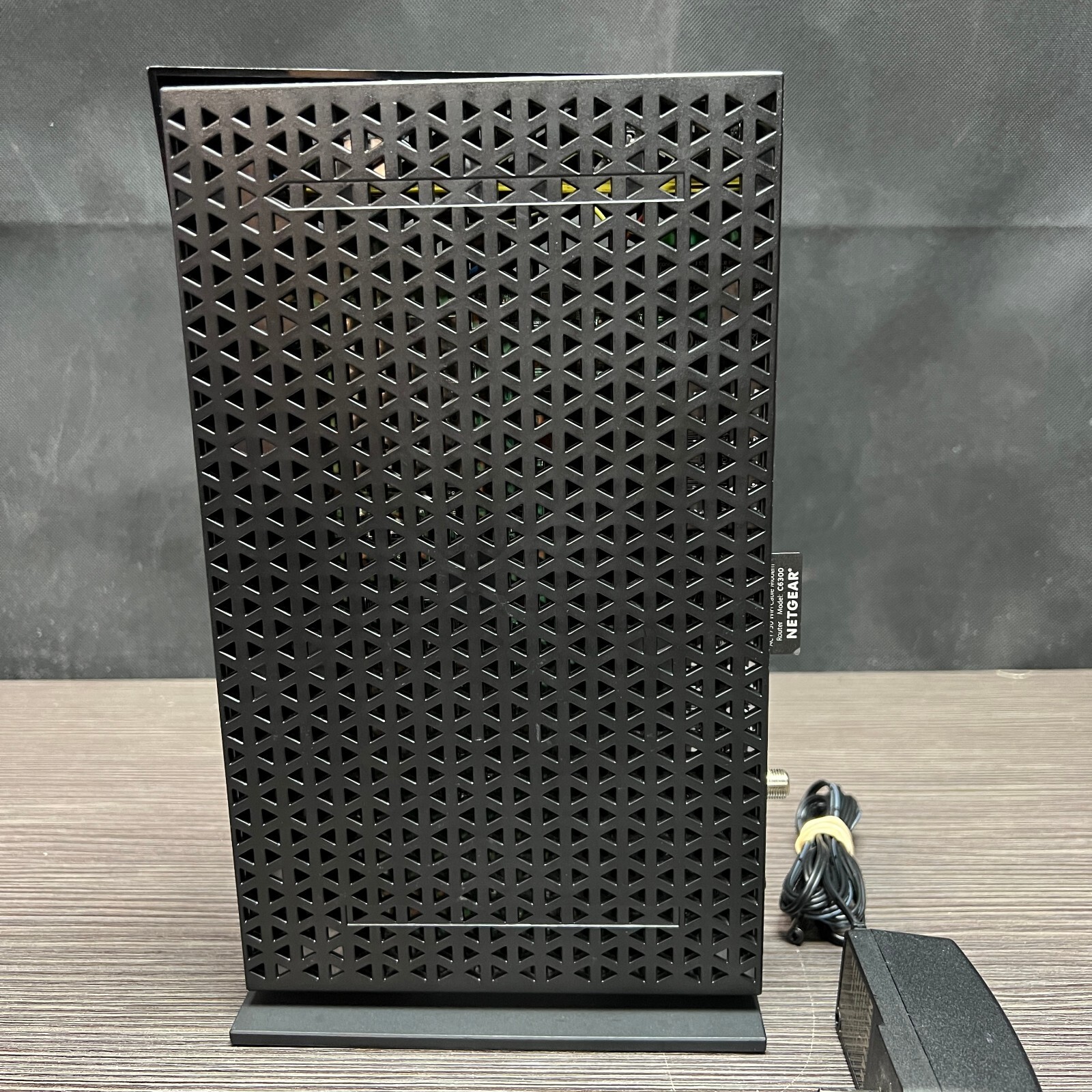 NETGEAR C6300 AC1750 DOCSIS 3.0 Cable Modem and WiFi Router Used Working